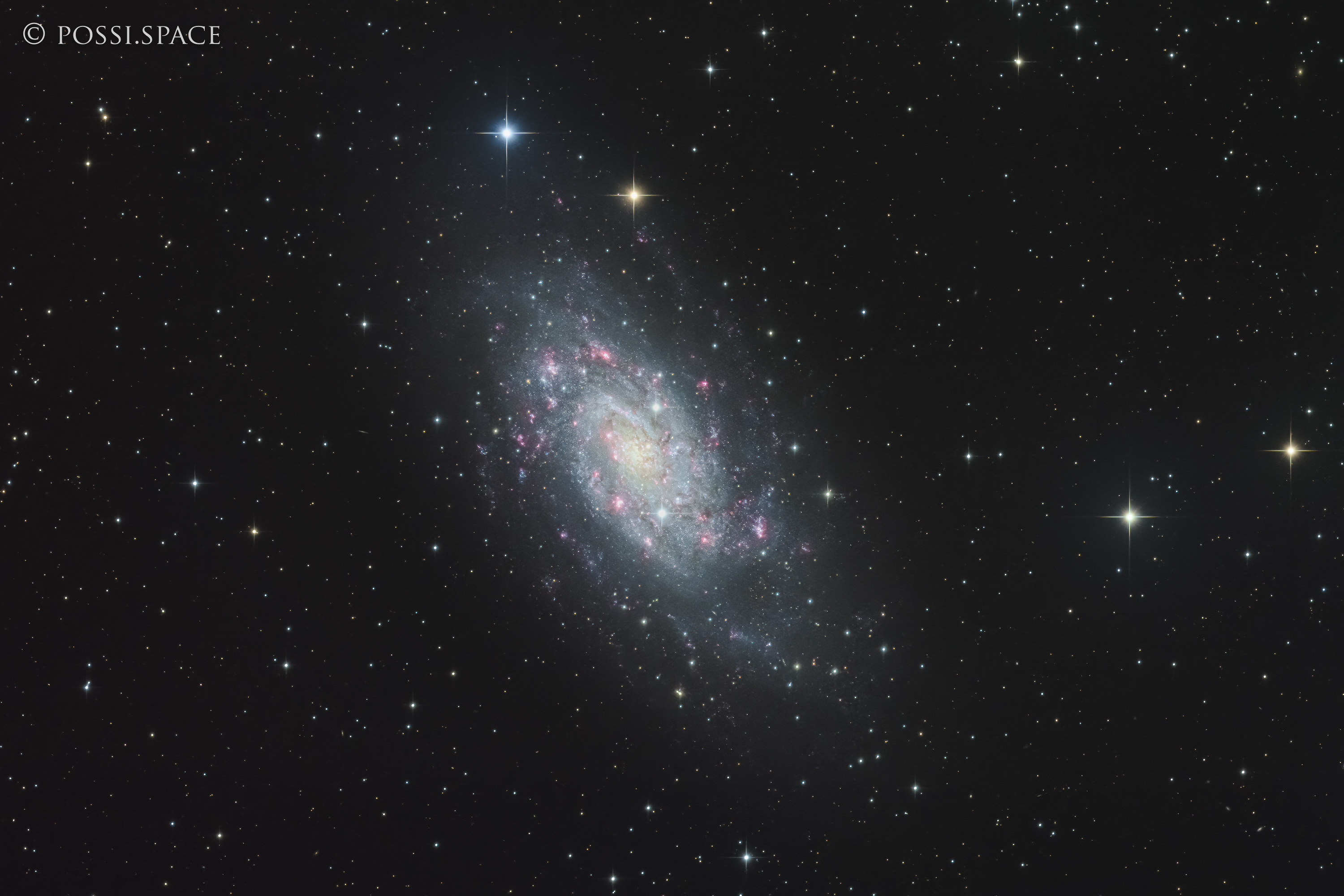 211222_ngc2403_small_bright_galaxis_-_cdk17_reduced.jpg